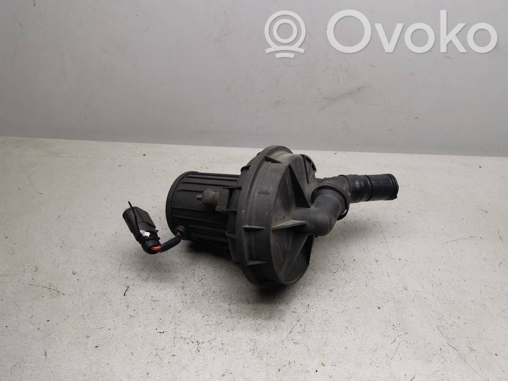 Audi A4 S4 B6 8E 8H Pompă aer secundară 