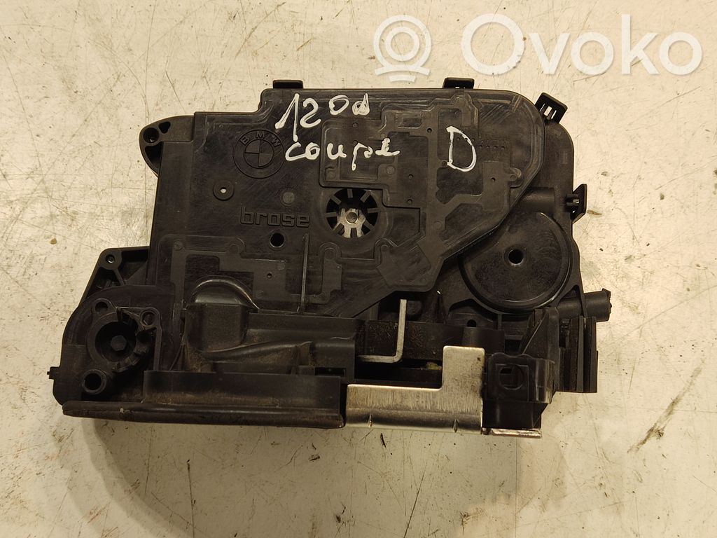 BMW 1 E81 E87 Front door lock 