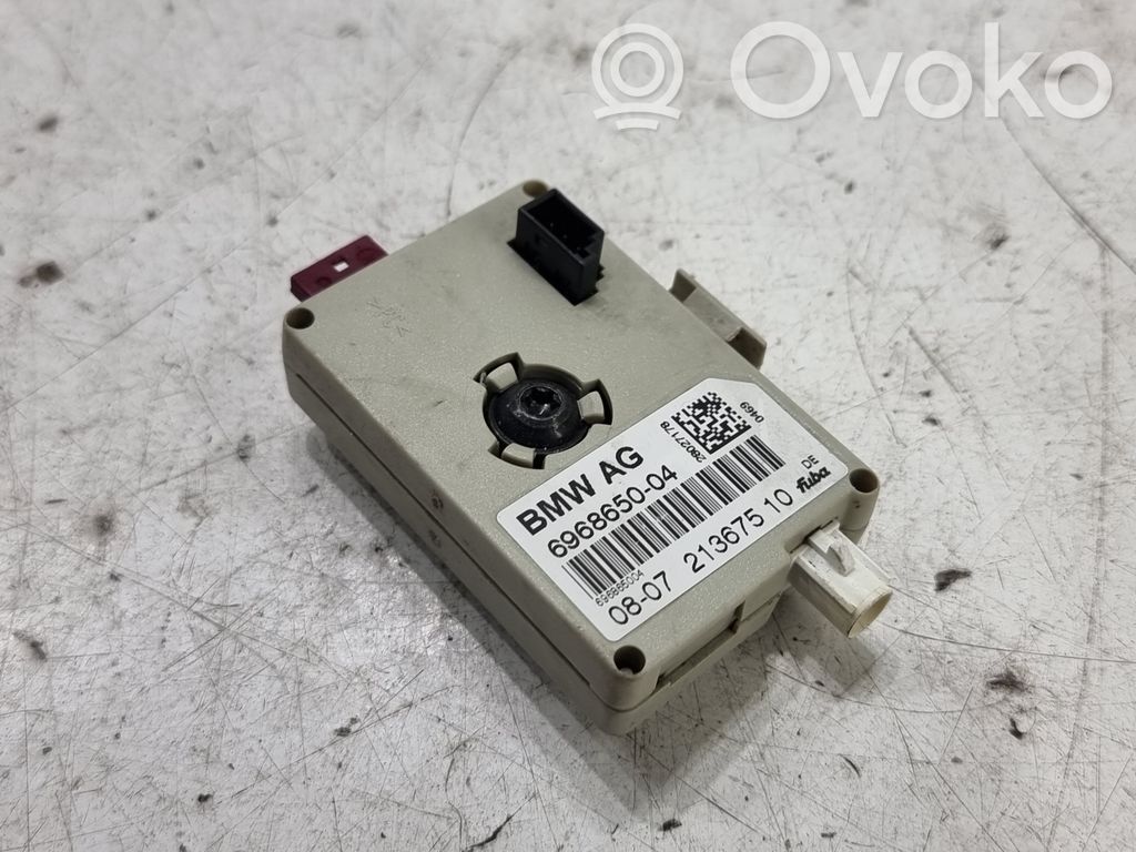 BMW 3 E90 E91 Antenos stiprintuvas 