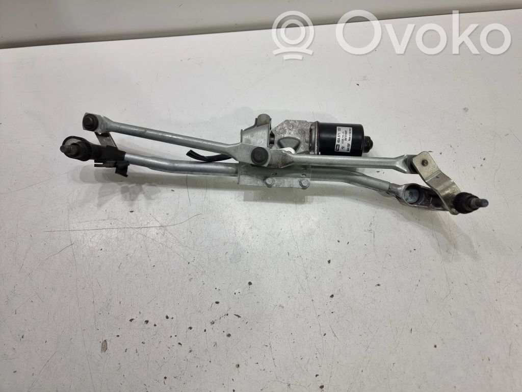 BMW 1 E81 E87 Front wiper linkage and motor 