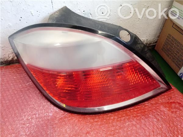 Lámpara de faros/luces traseros