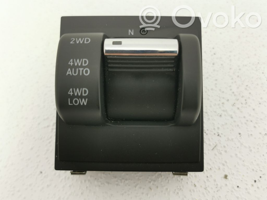 Jeep Cherokee Differential lock switch 