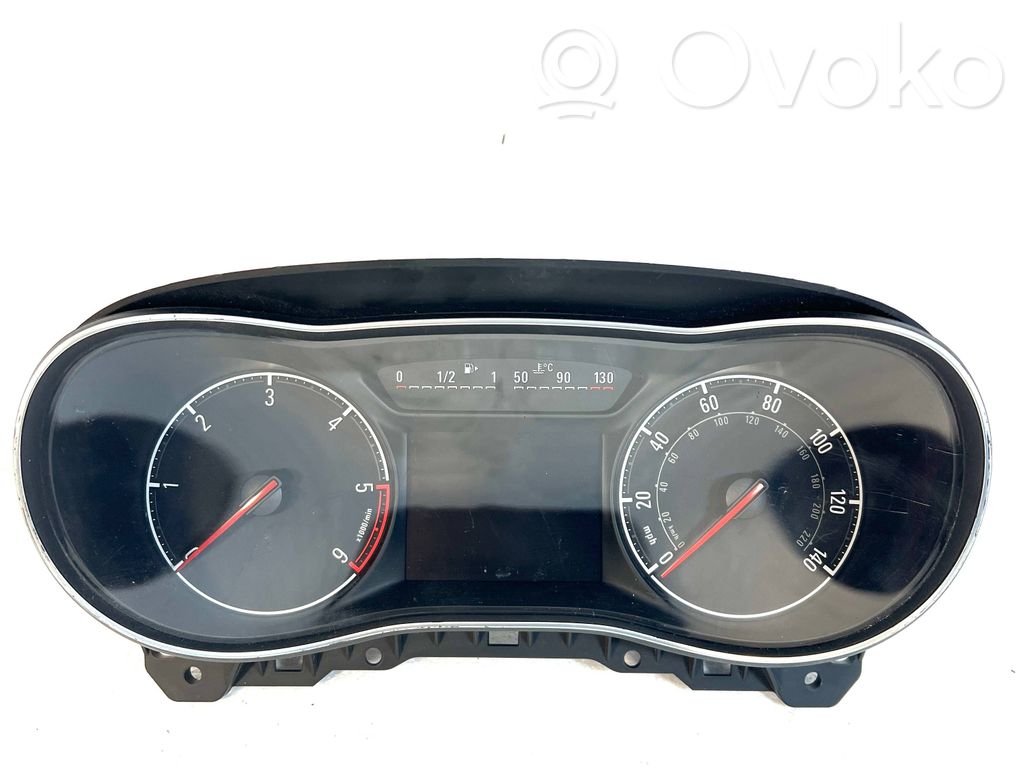 Opel Corsa E Speedometer (instrument cluster) 