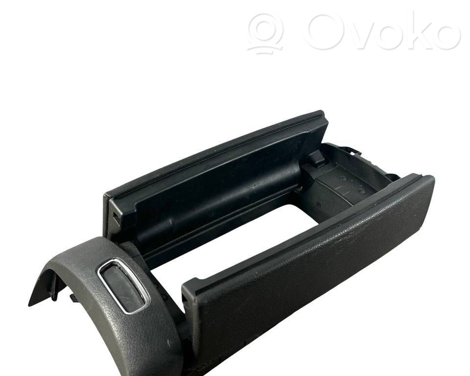 Mercedes-Benz EQB Bracciolo 