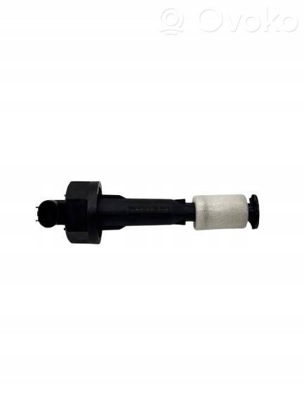 Sensor Kühlmittelstand   8360855