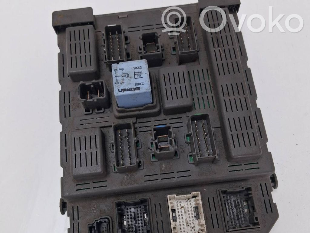 Módulo de fusible   9650108780