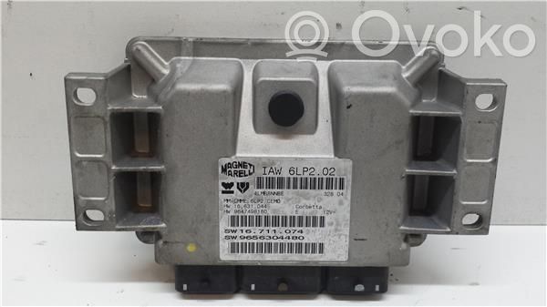 Unidad de control/módulo del motor   1942H7