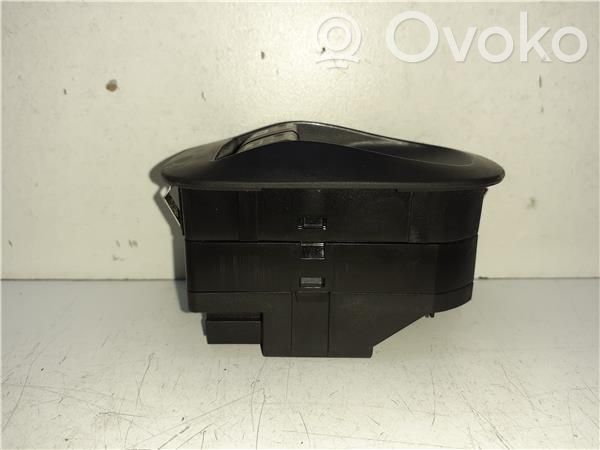 Peugeot 206 Electric window control switch 