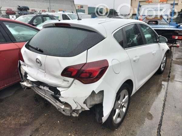 Opel Astra H Cappelliera 