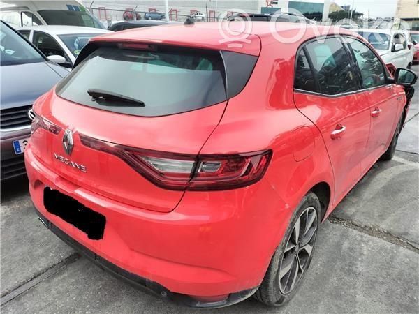 Renault Megane IV Parachoques 
