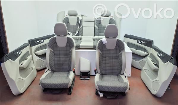 Seat set