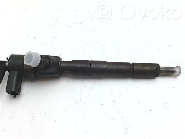 Inyector de combustible   821438,0445110327