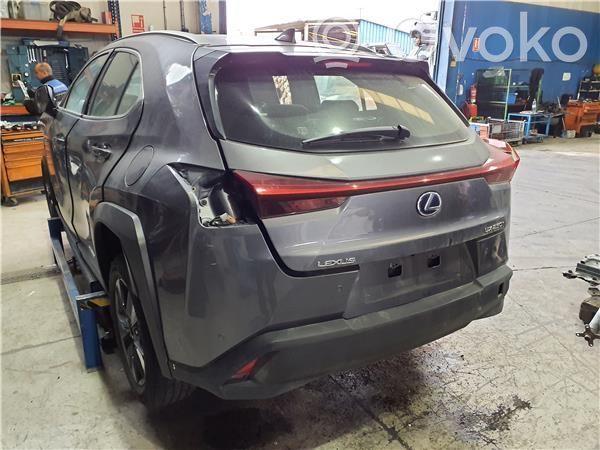 Lexus UX Bamperis 