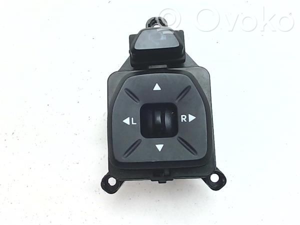 Hyundai ix35 Wing mirror switch 