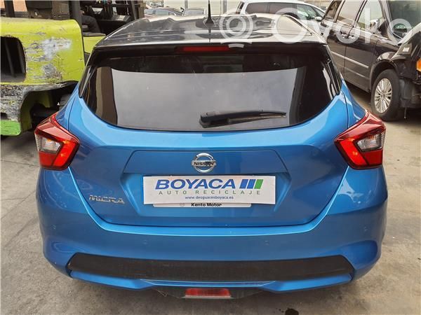 Nissan Micra C+C Parachoques 