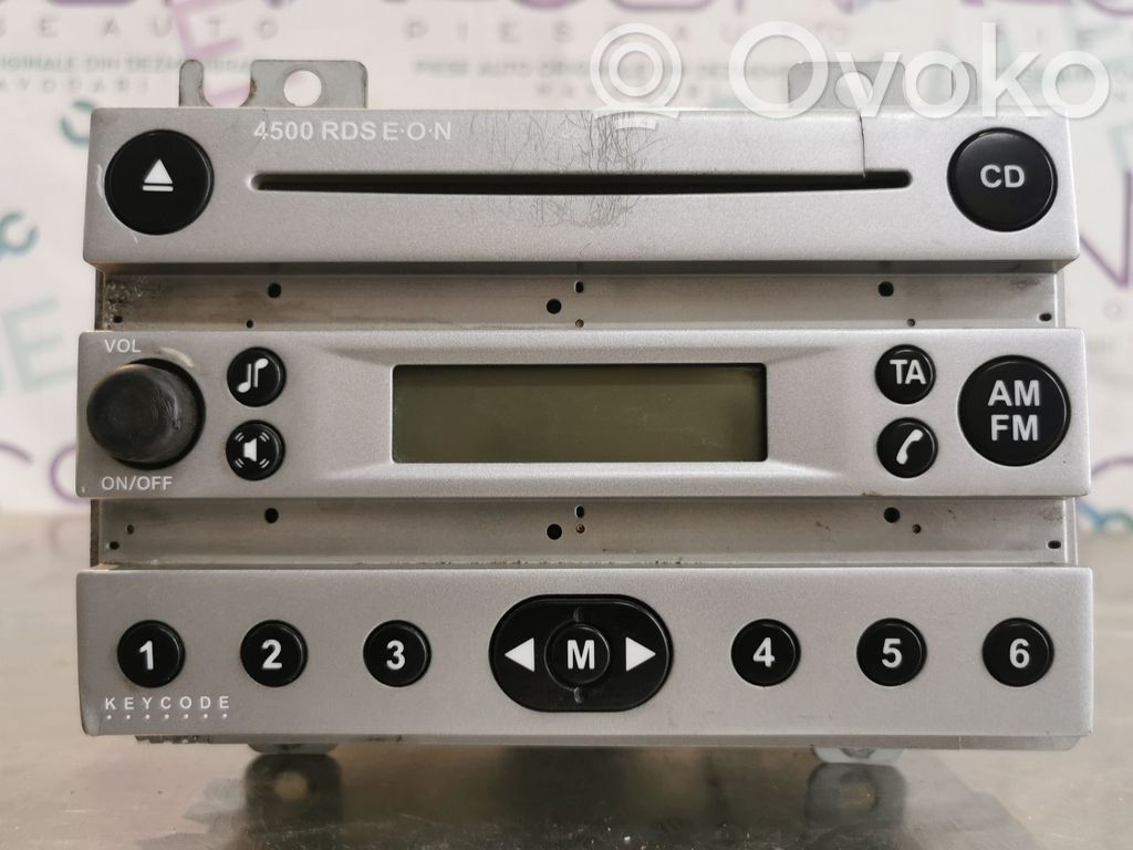 Ford Fiesta Unitate principală radio/CD/DVD/GPS 