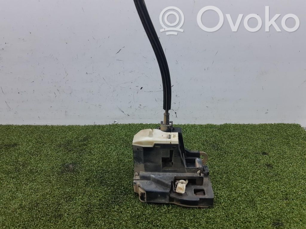 Renault Clio II Front door lock 