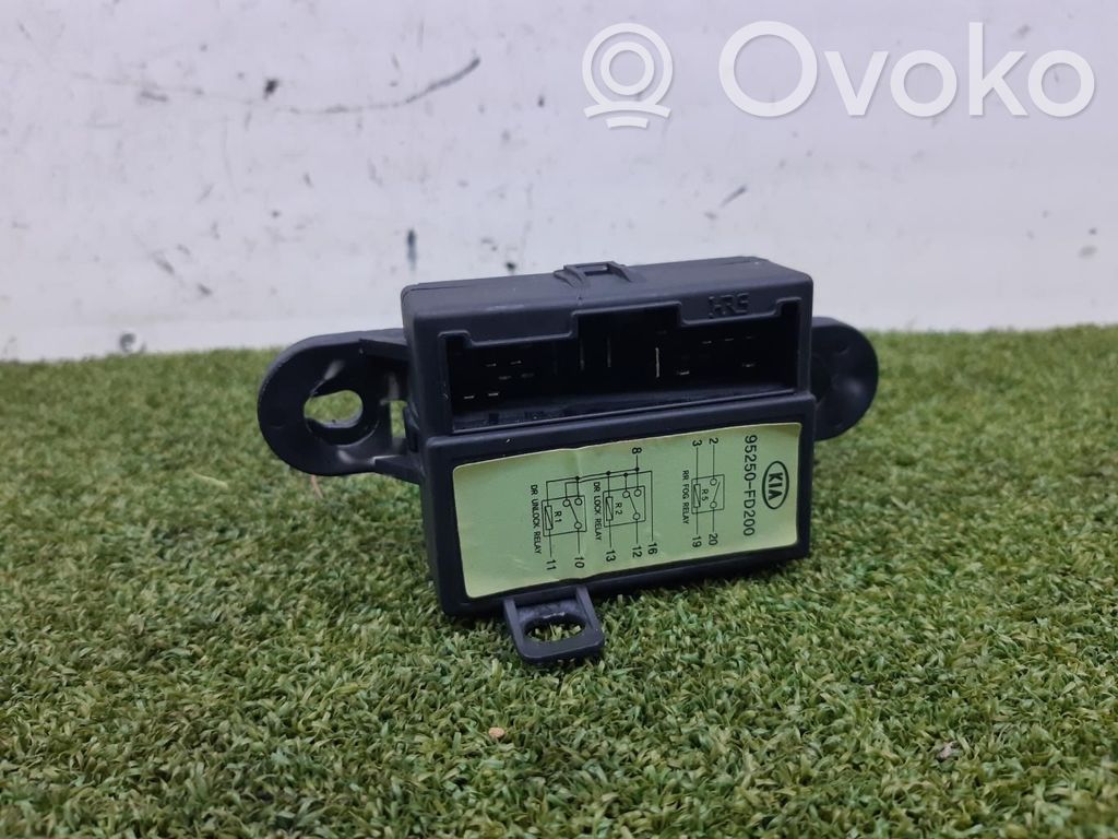 Módulo de fusible   95250FD200