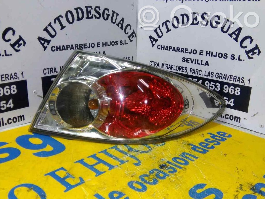Luz trasera/de freno   GR1A51150A
