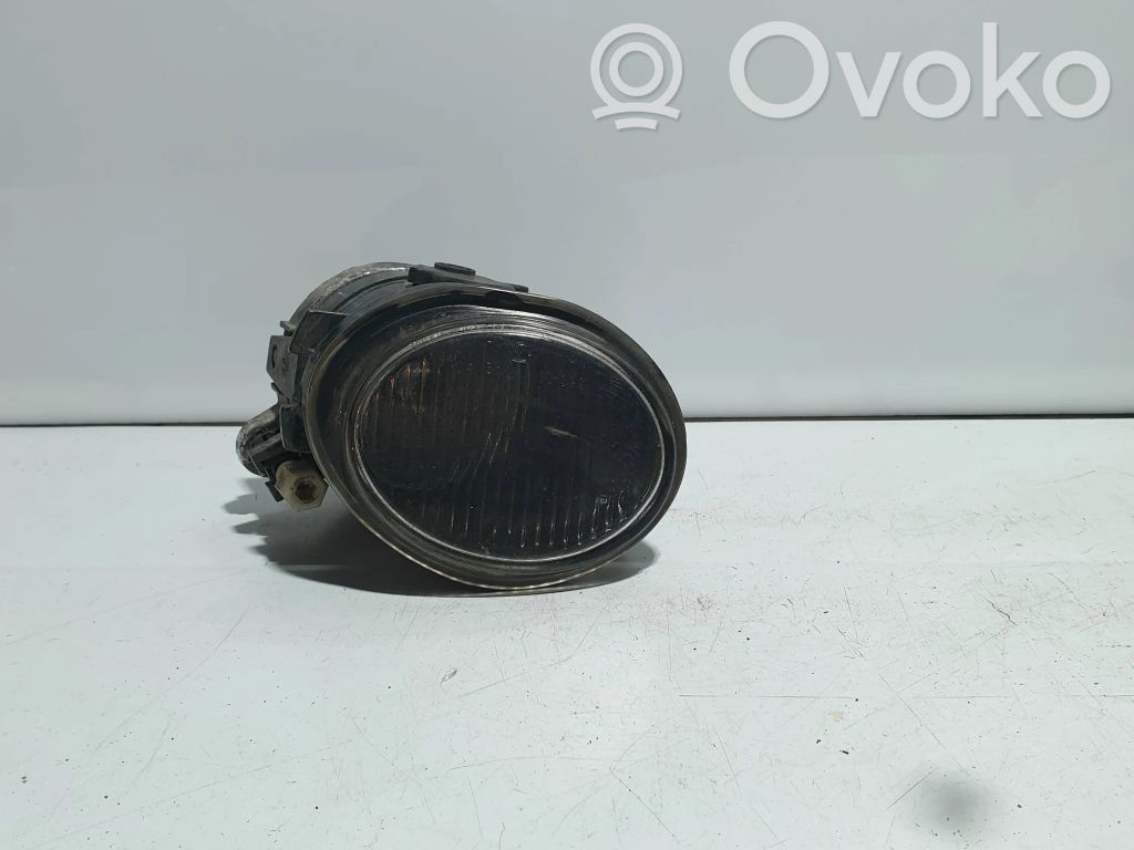 Miglas lukturis priekšā   56601L