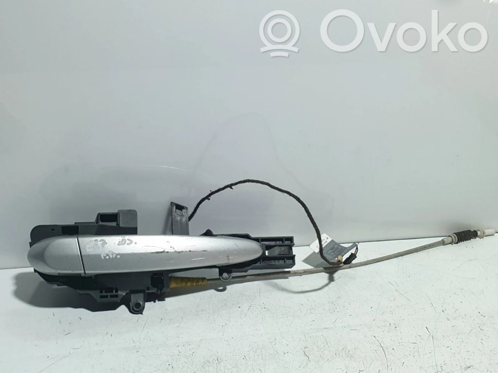 Front door exterior handle   E8XR1