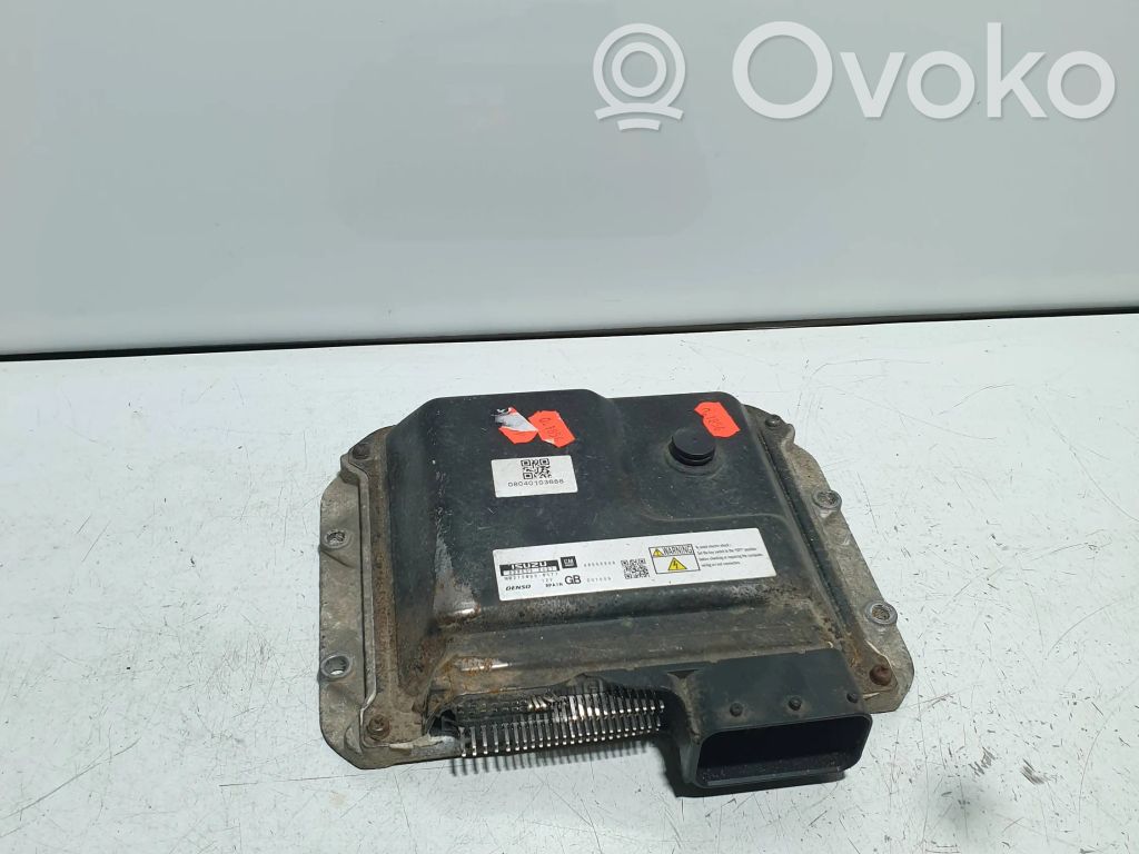 Opel Zafira B Engine control unit/module 