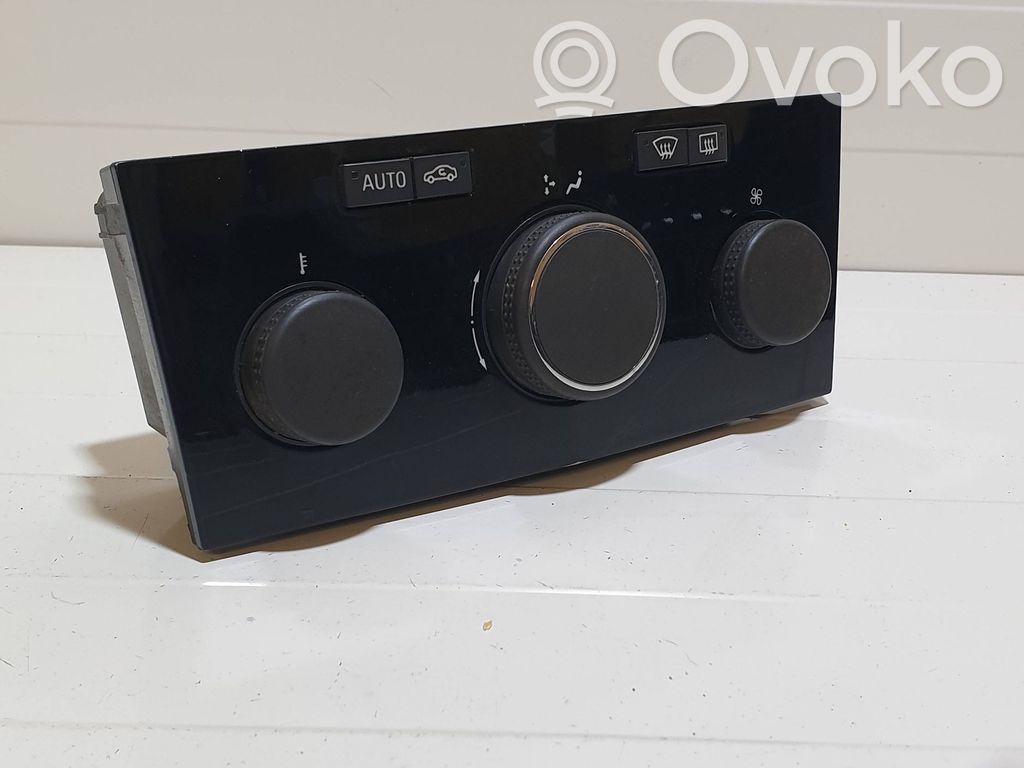 Opel Astra H Panel klimatyzacji 