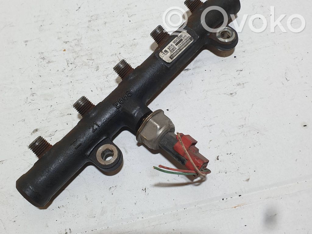 Citroen C4 I Fuel main line pipe 