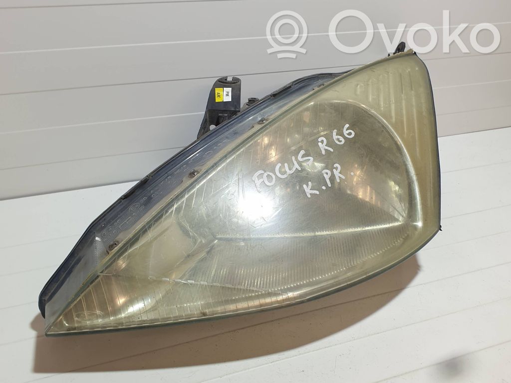 Ford Focus Headlight/headlamp 