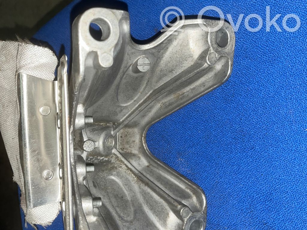 Audi A4 S4 B8 8K Supporto di montaggio del motore (usato) 