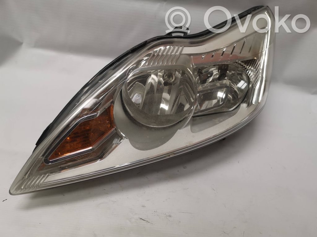 Ford Focus Headlight/headlamp 