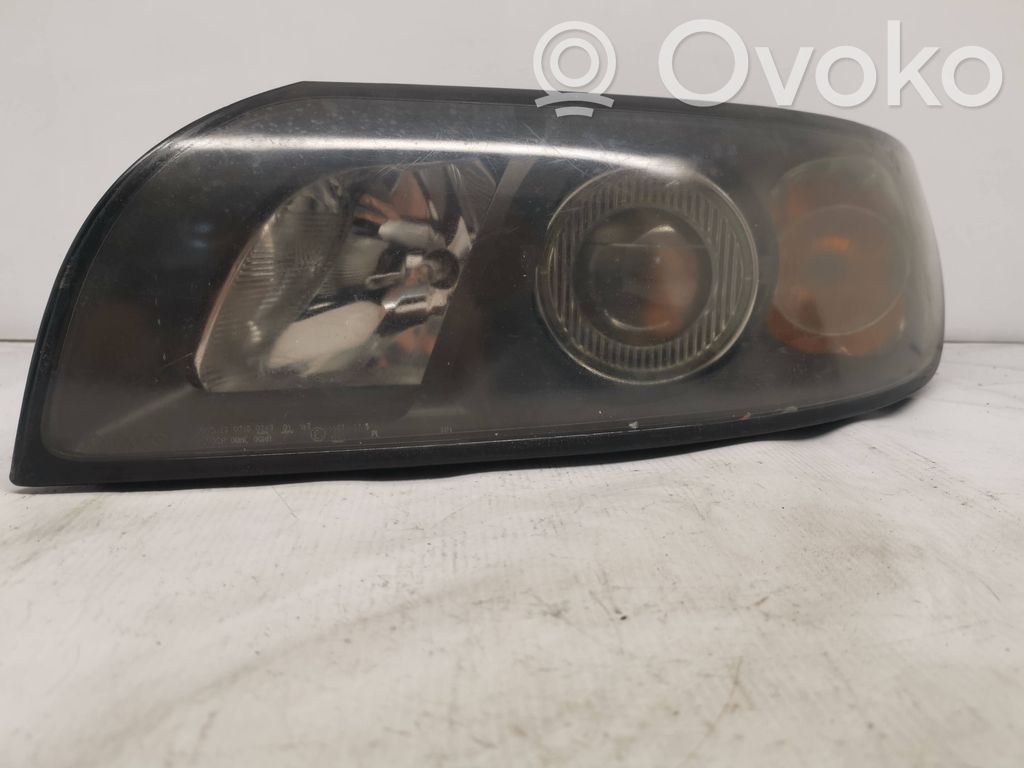 Volvo V50 Priekinis žibintas 