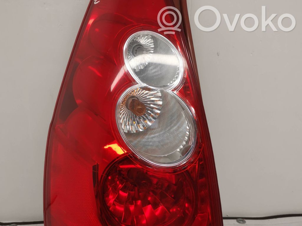 Mazda 5 Rear/tail lights 