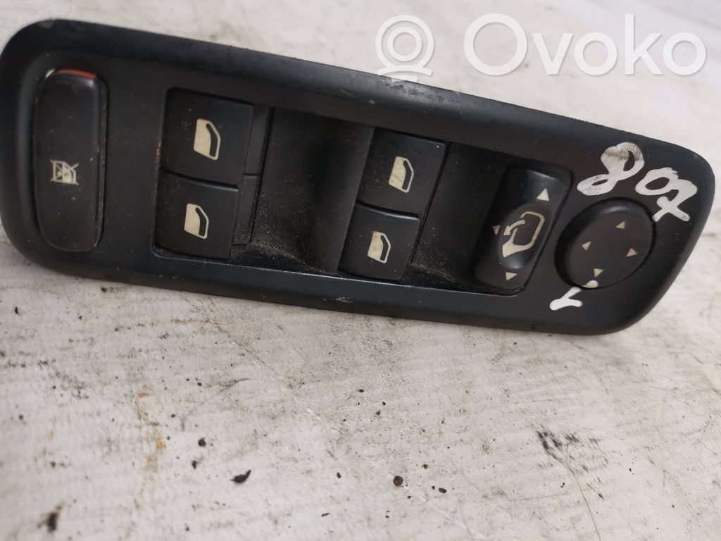 Citroen C8 Electric window control switch 