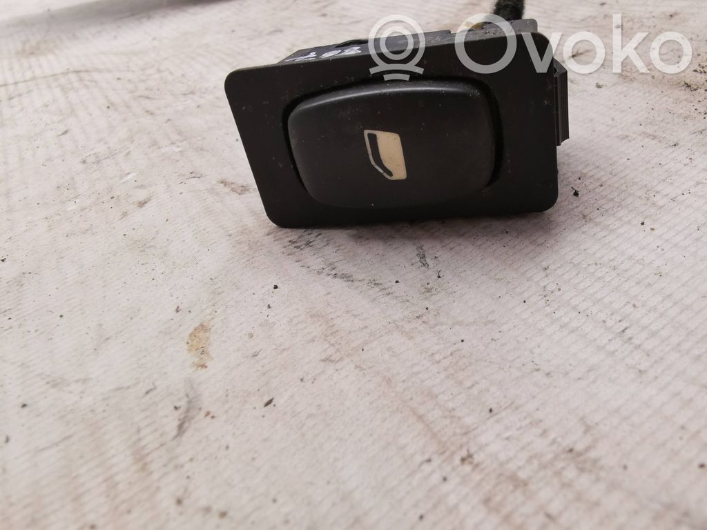 Peugeot 807 Electric window control switch 