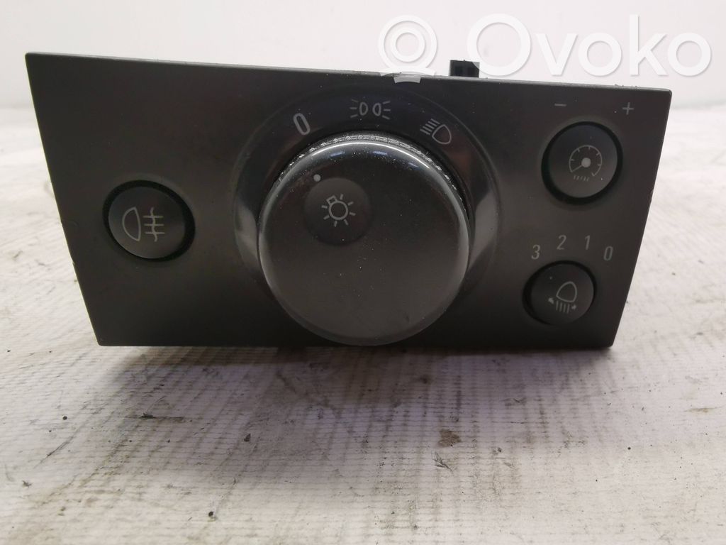 Opel Vectra C Light switch 