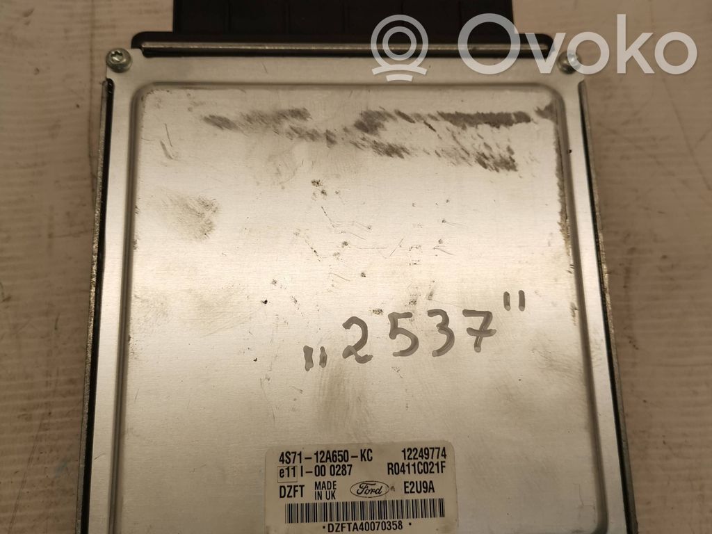 Ford Mondeo Mk III Engine control unit/module 