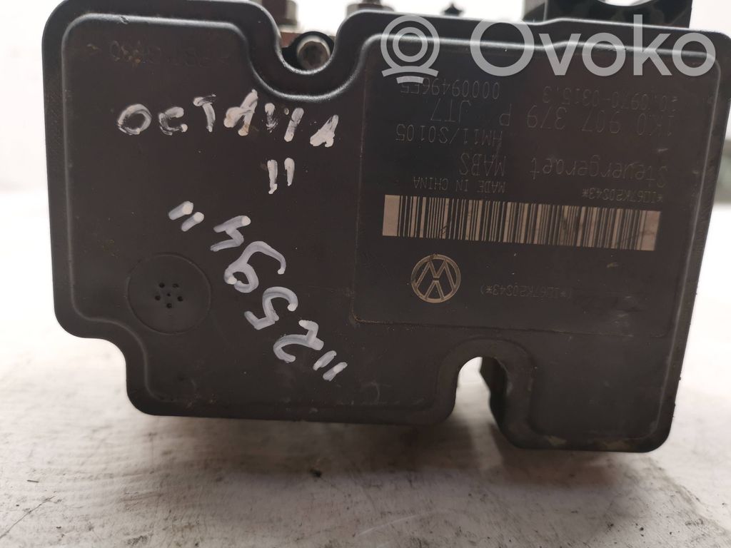 Skoda Octavia Mk2 (1Z) ABS Pump 