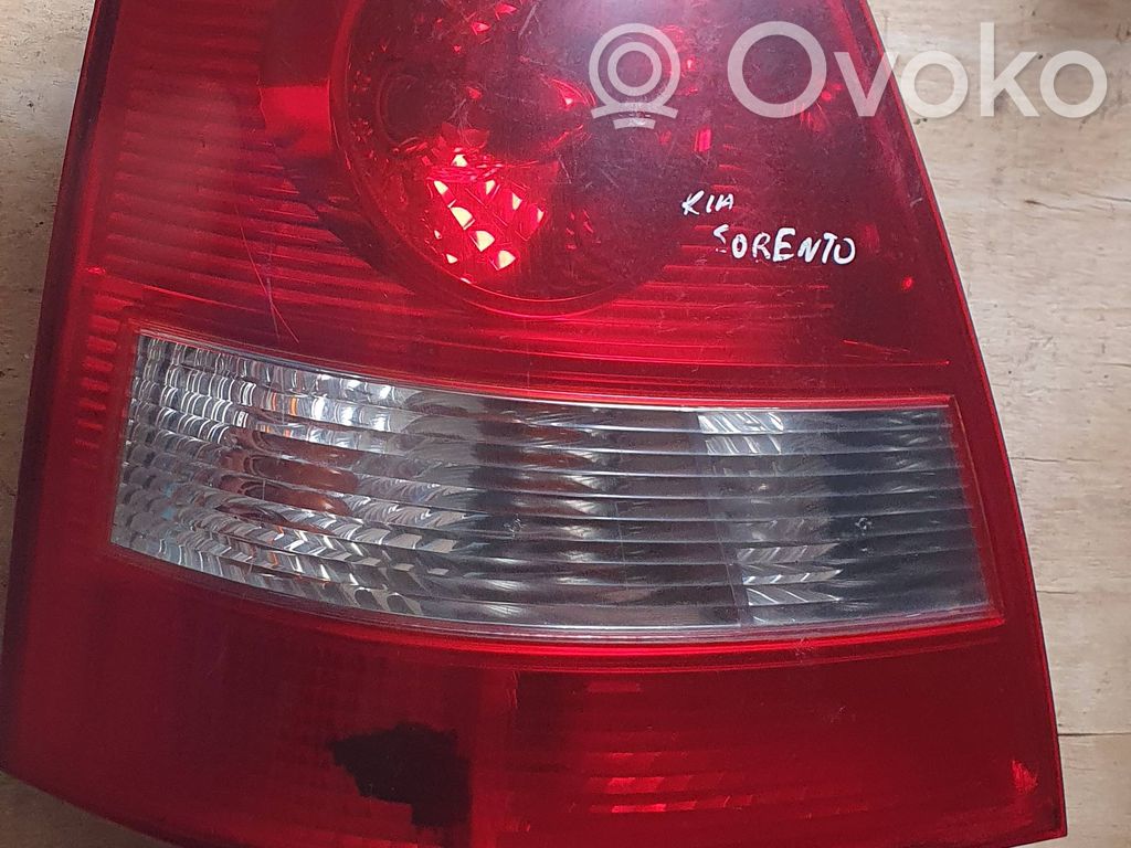 KIA Sorento Rear/tail lights 
