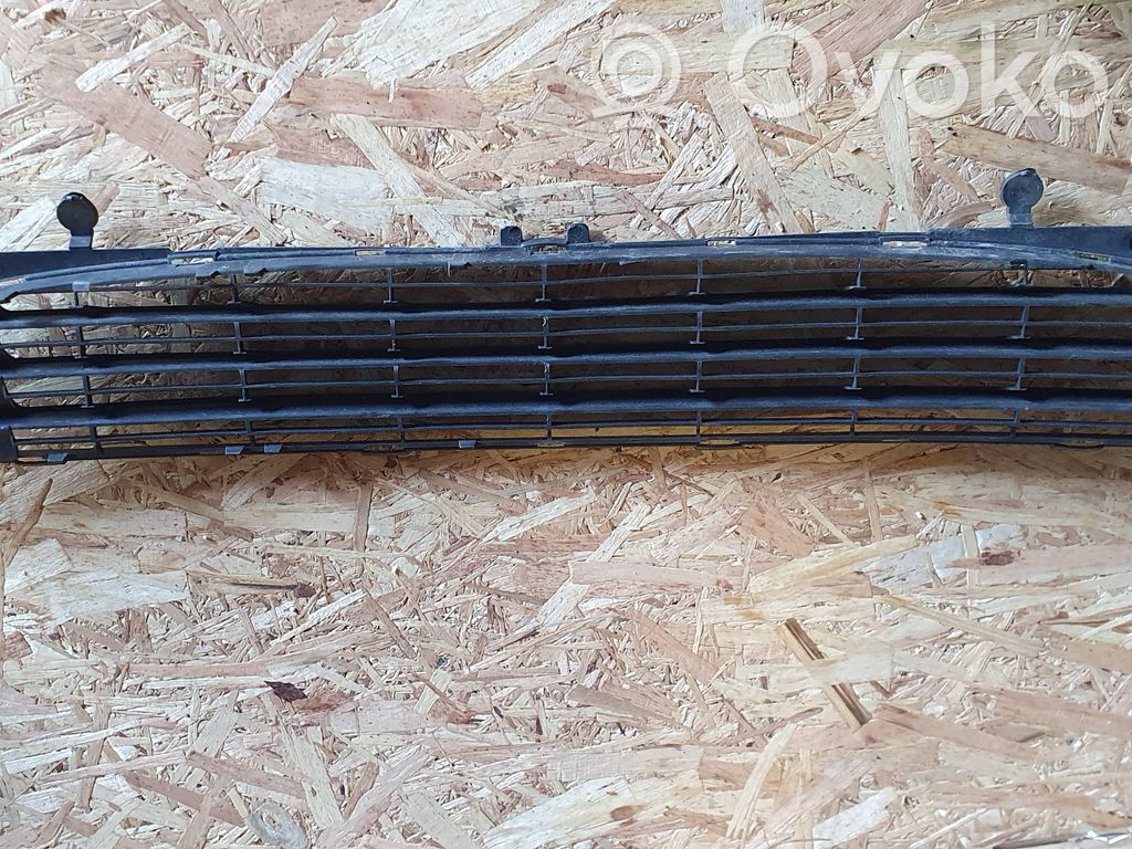 Peugeot 307 Front bumper lower grill 