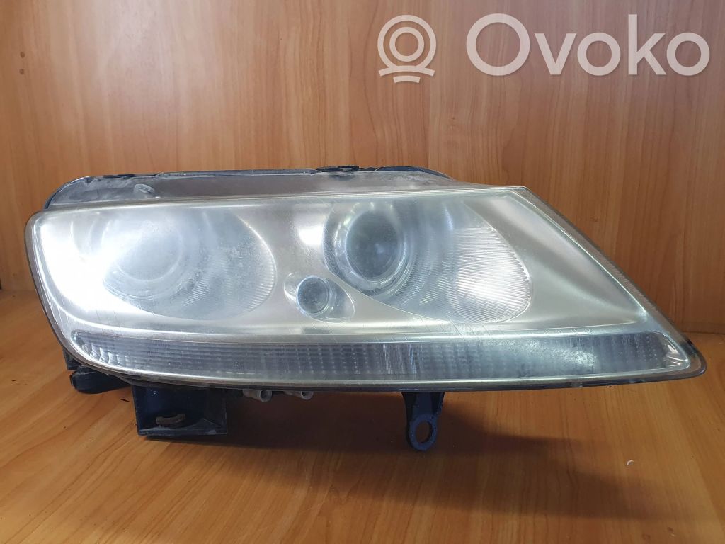 Volkswagen Phaeton Lampa przednia 