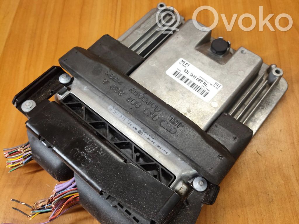 Audi A4 S4 B8 8K Engine control unit/module 