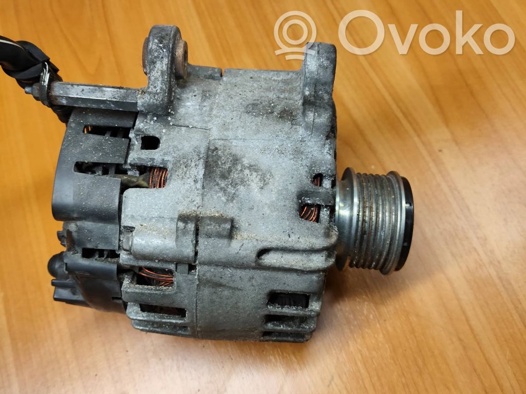 Volkswagen PASSAT B7 Ģenerators 