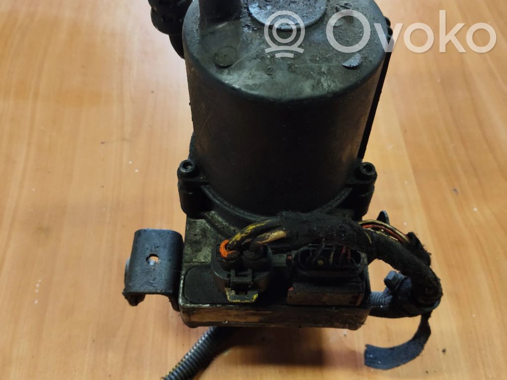 Citroen C4 I Power steering pump 
