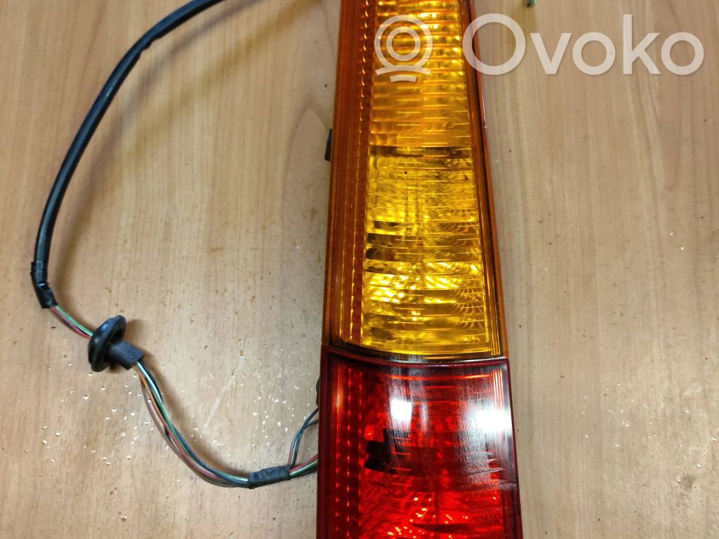 Suzuki Ignis Luz trasera/de freno 