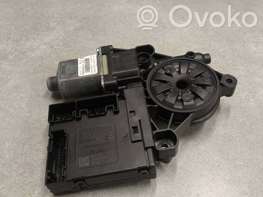 Volkswagen PASSAT B7 Silnik regulatora szyby drzwi przednich 