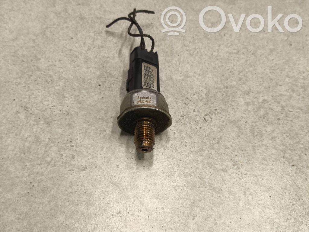 Citroen Xsara Picasso Fuel pressure sensor 