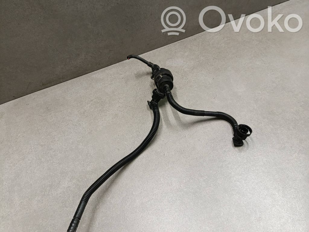 BMW 1 E81 E87 Degalų bako vožtuvas 