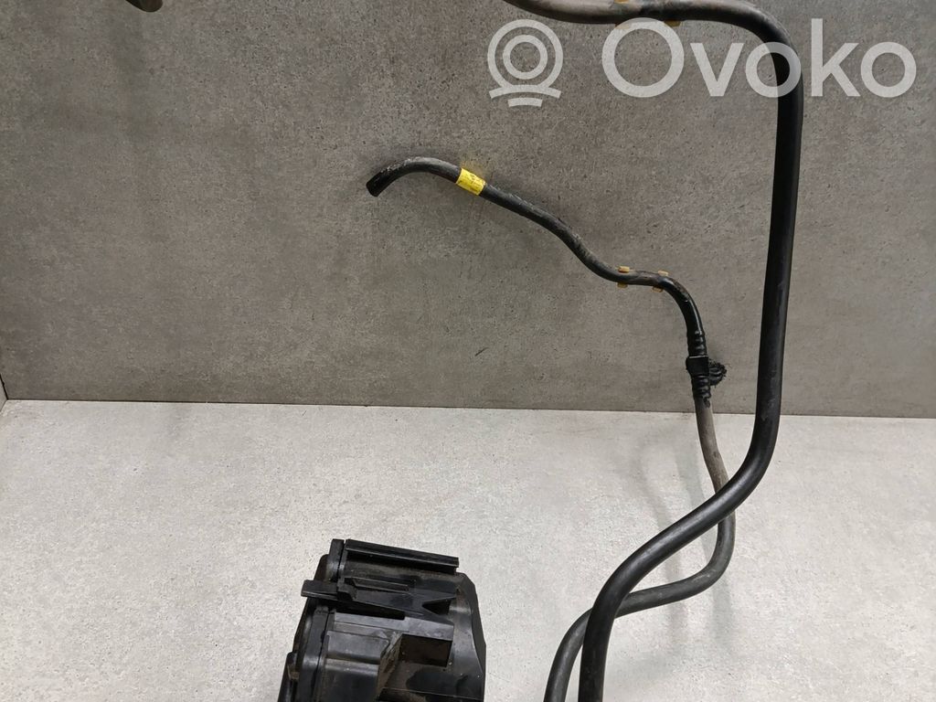 Citroen Berlingo Degalų filtro korpusas 