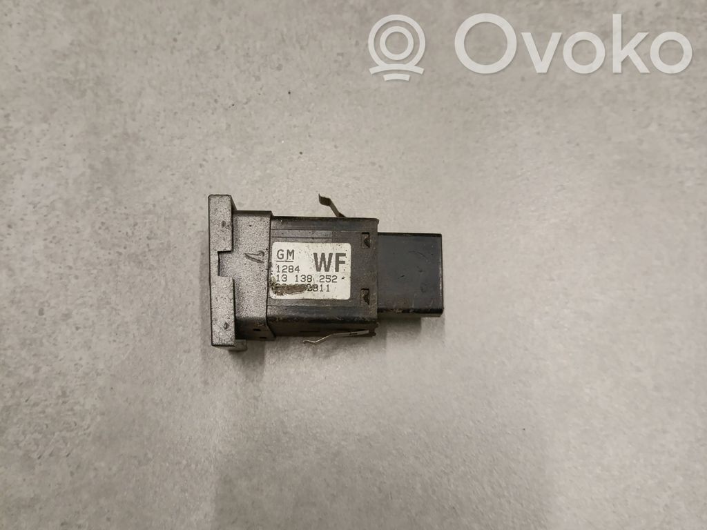 Opel Vectra C Przełączniki podgrzewania foteli 